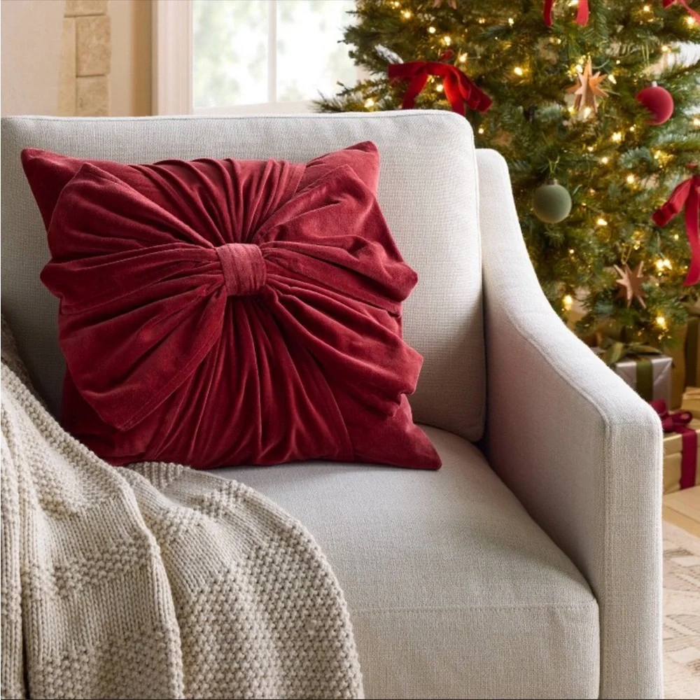 20x20” VELVET BOW THROW PILLOW BURGUNDY‎ STUDIO MCGEE